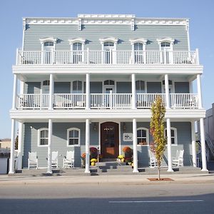 The Grove Hotel